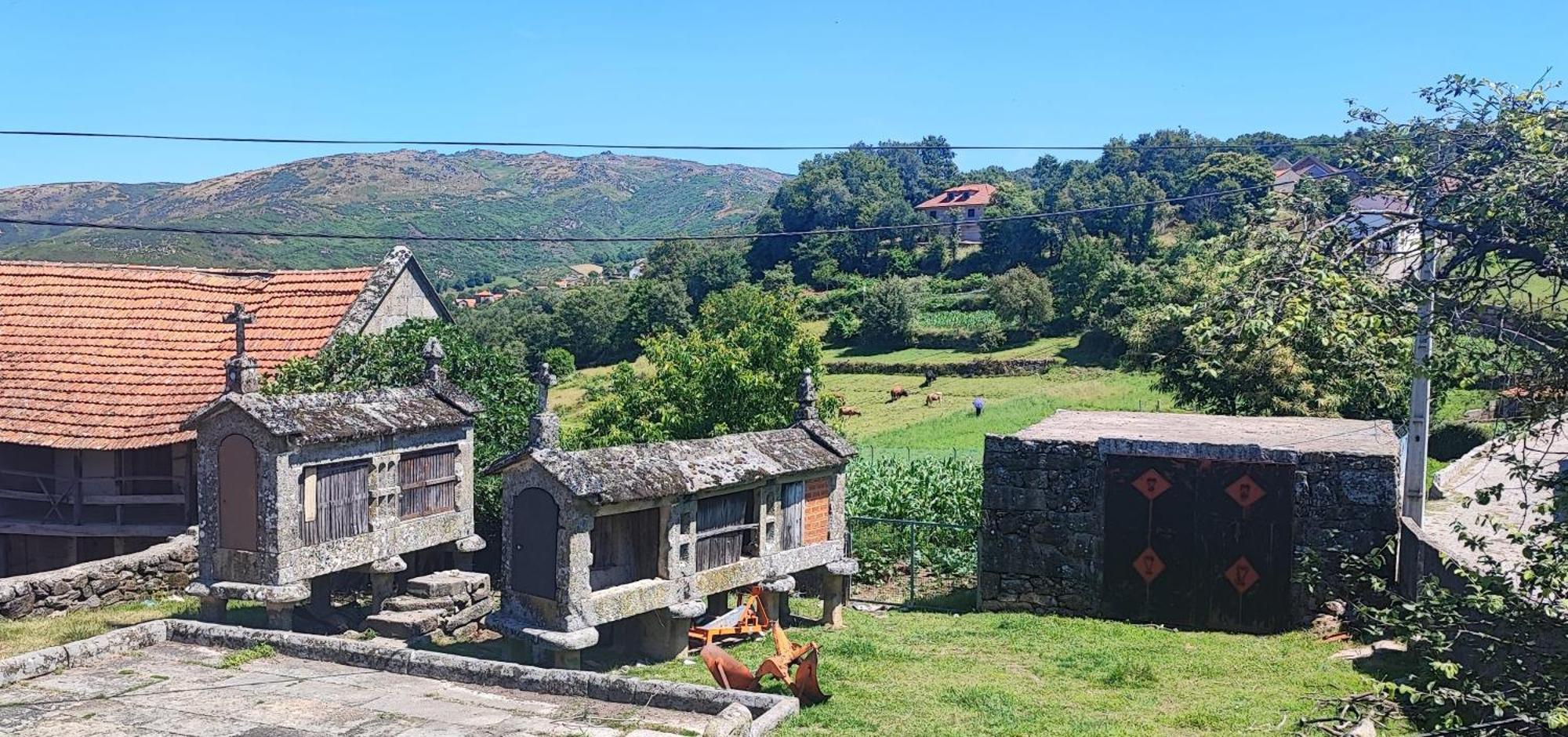 Pé na Aldeia Outeiro (Tras-Os-Montes) Exterior foto